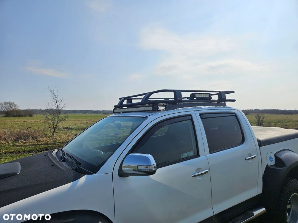 Toyota Hilux 3.0 D-4D Invincible - 7