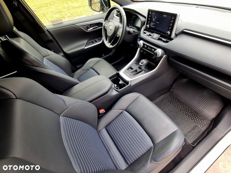 Toyota RAV4 2.5 Hybrid Selection 4x2 - 18