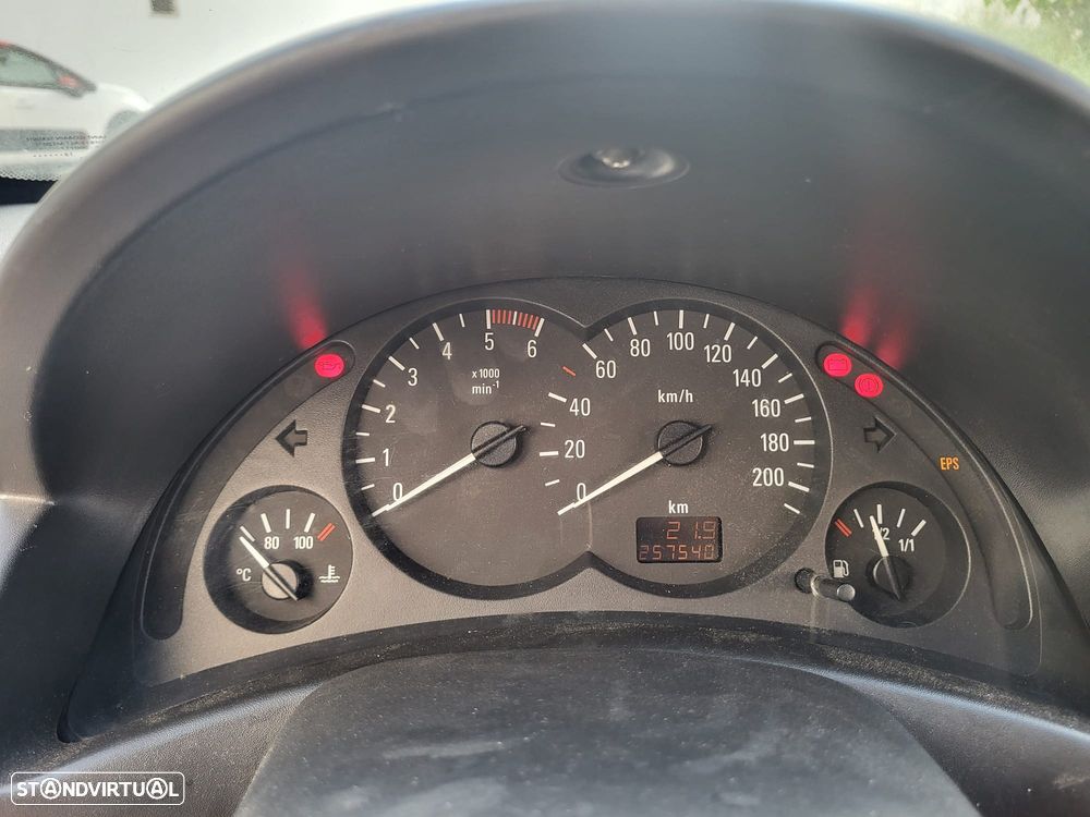 Opel Corsa - 11