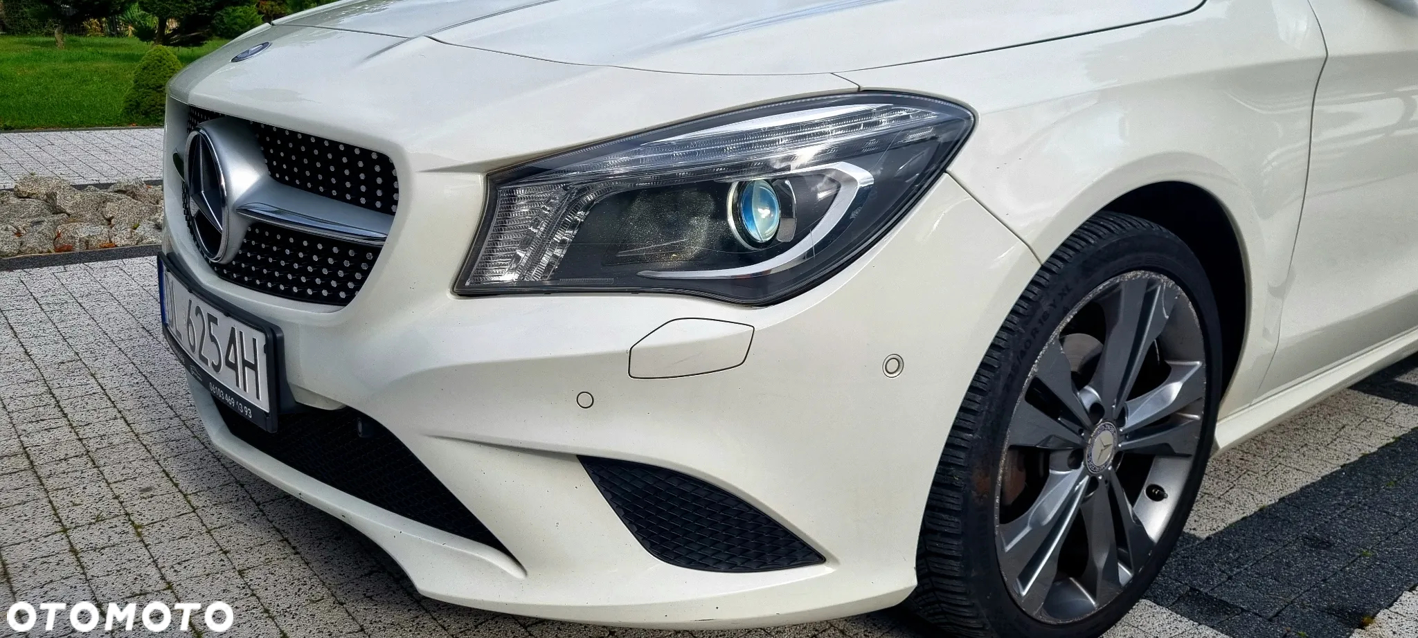 Mercedes-Benz CLA Shooting Brake 180 - 15