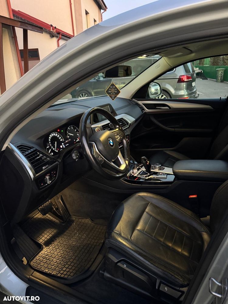 BMW X4 xDrive20d Advantage - 4