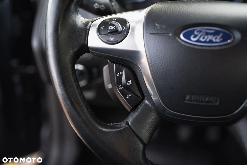 Ford Focus 1.6 Trend - 28