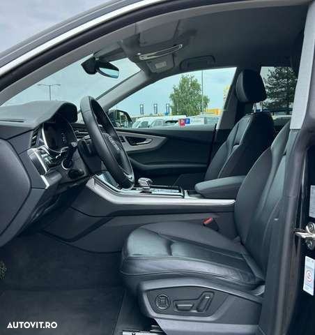 Audi Q8 - 9