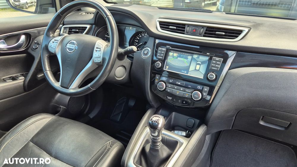 Nissan Qashqai 1.6 DCI Start/Stop 4X4-i Tekna - 8