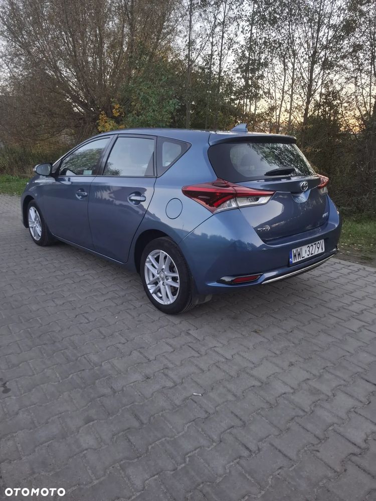 Toyota Auris 1.33 VVT-i Active - 4