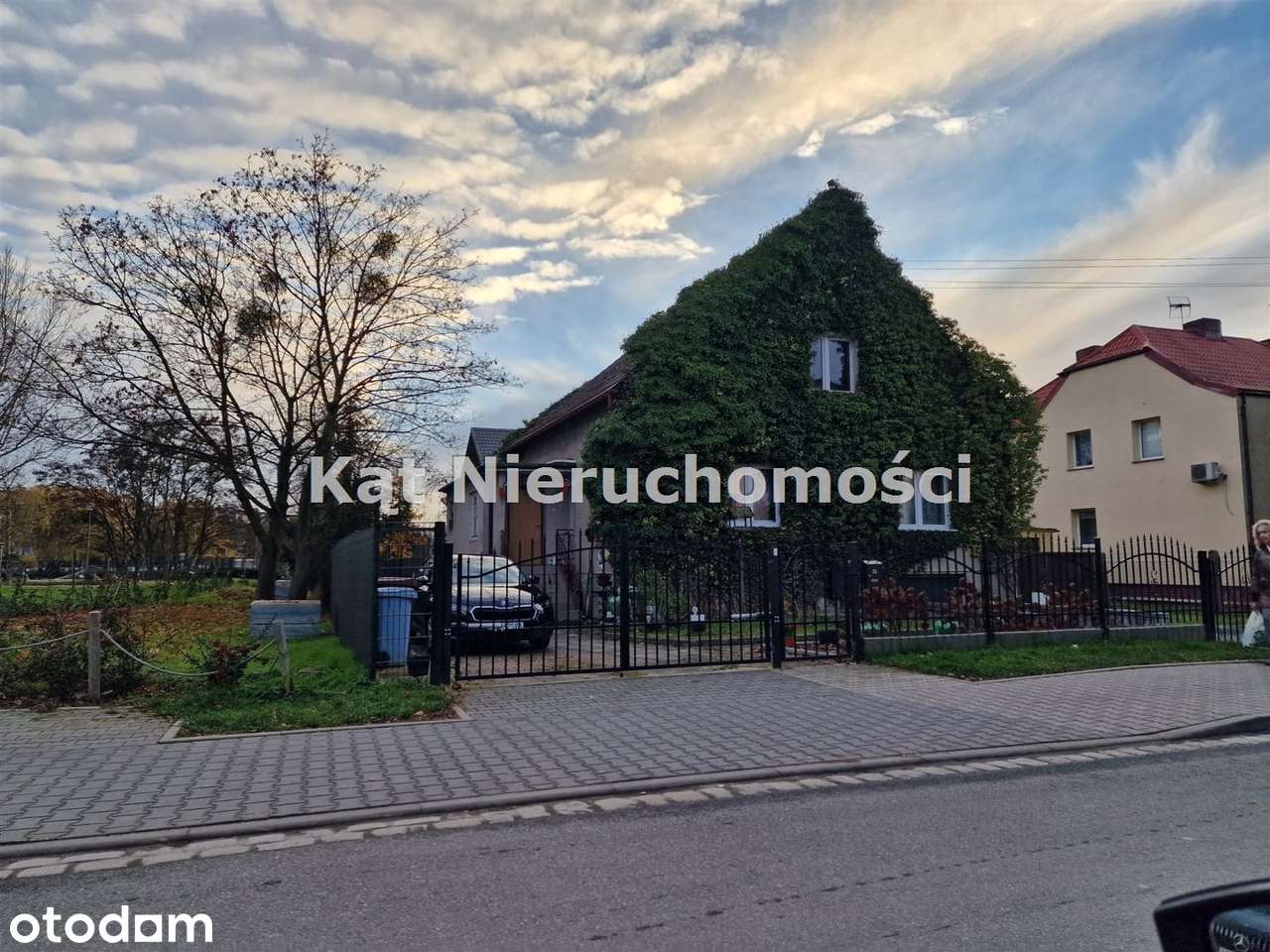 Dom na sprzedaż - Zakrzów