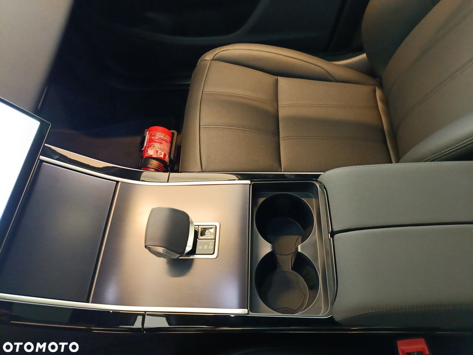Land Rover Range Rover Evoque - 22
