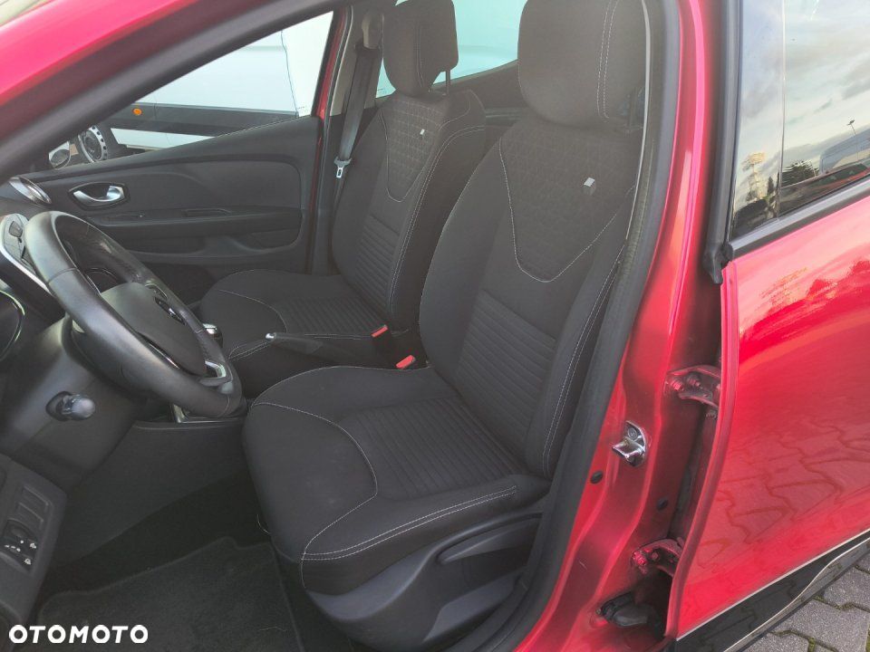 Renault Clio - 15