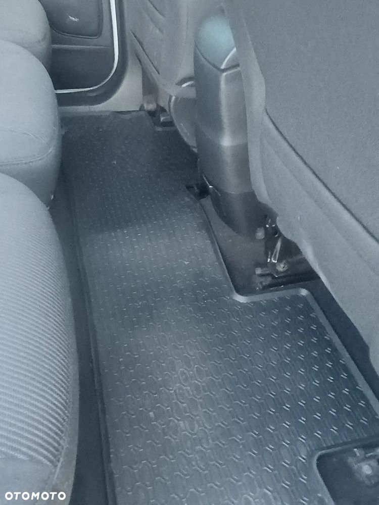 Ford S-Max 2.0 TDCi DPF Titanium - 25