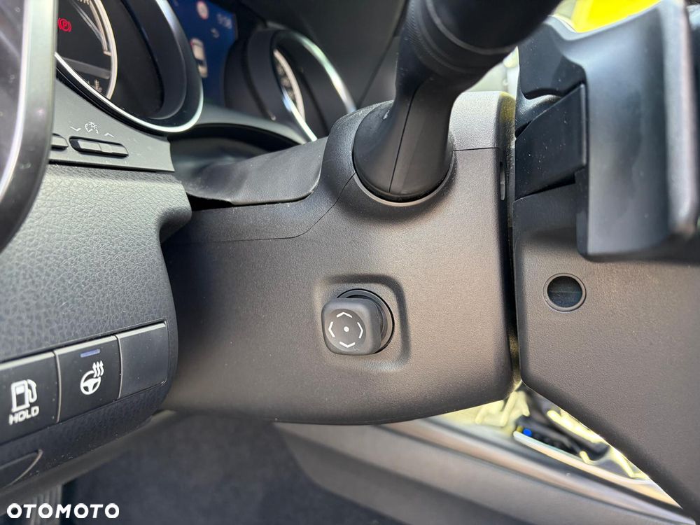 Toyota Camry 2.5 Hybrid Executive CVT - 7