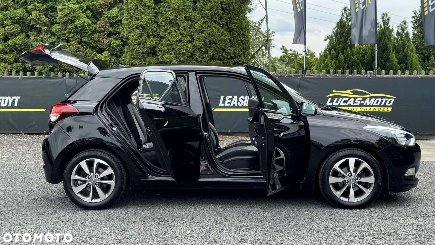 Hyundai i20 - 12