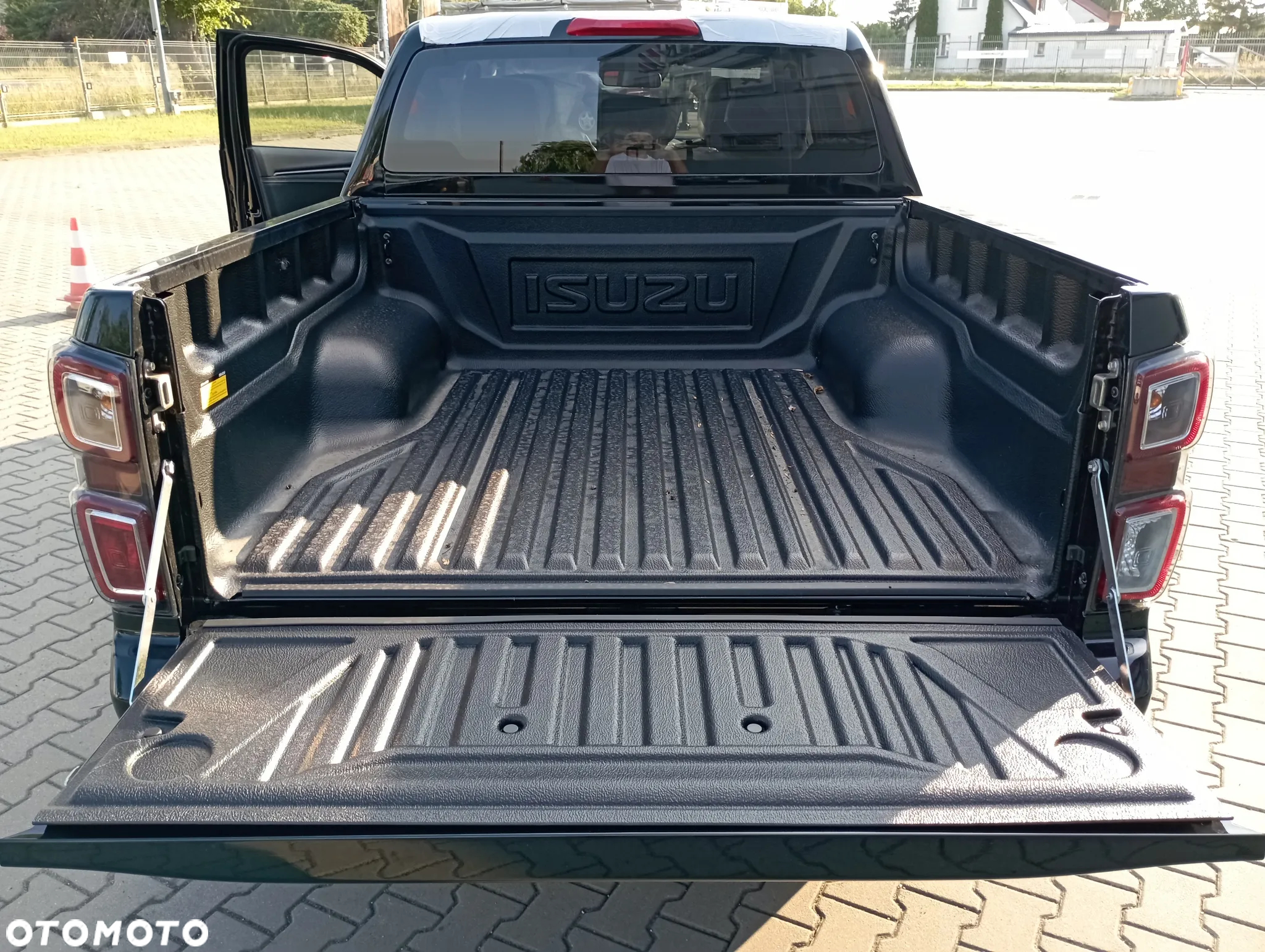 Isuzu D-Max 1.9 DC LSX - 13