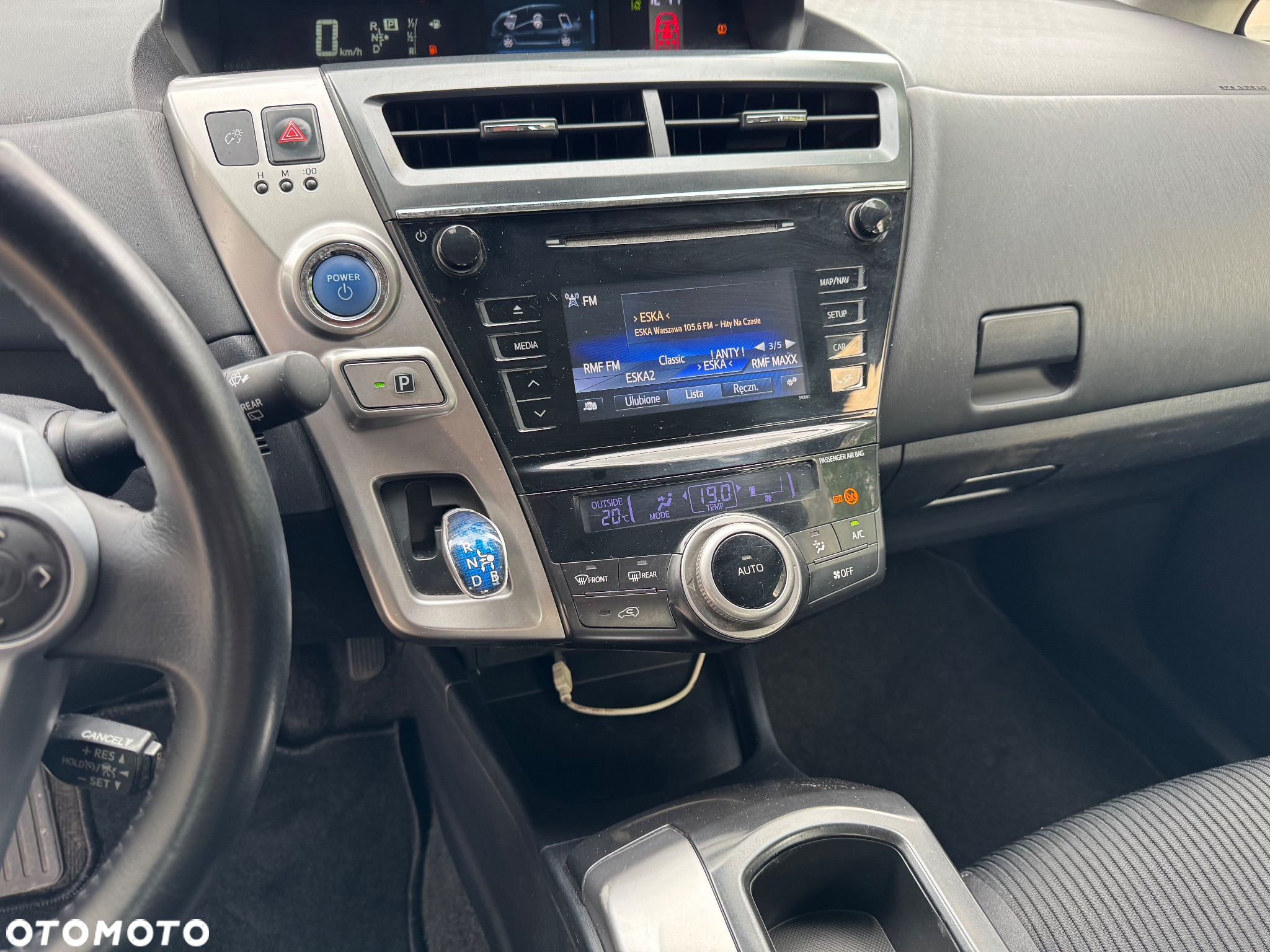 Toyota Prius+ (Hybrid) Comfort - 16