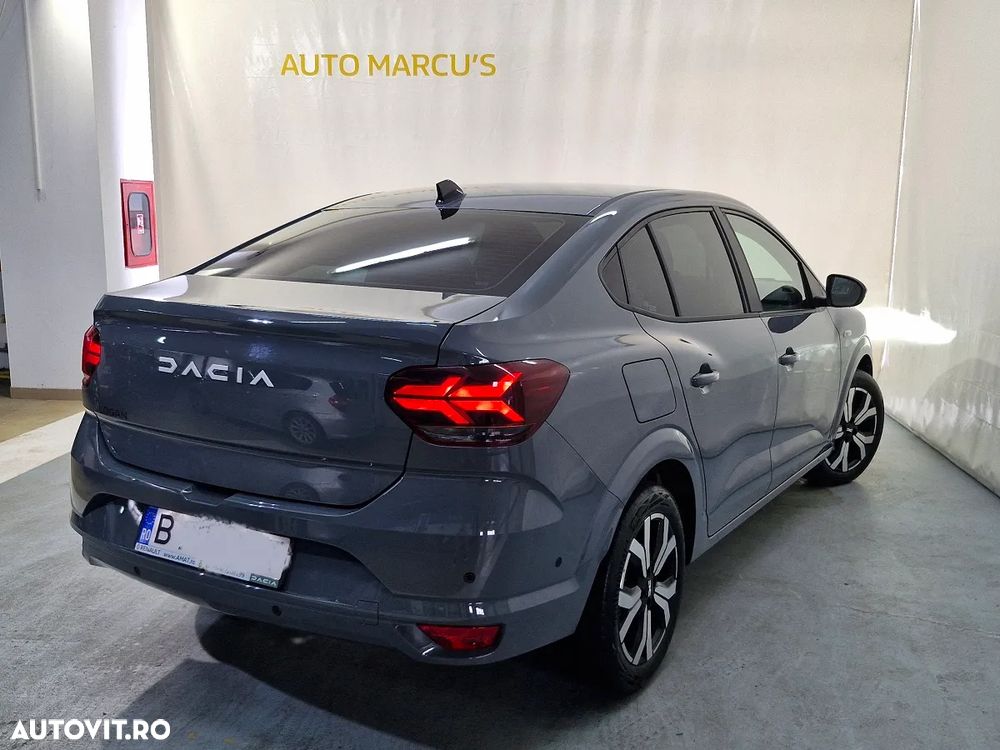 DACIA Logan 2023 — imagine 2
