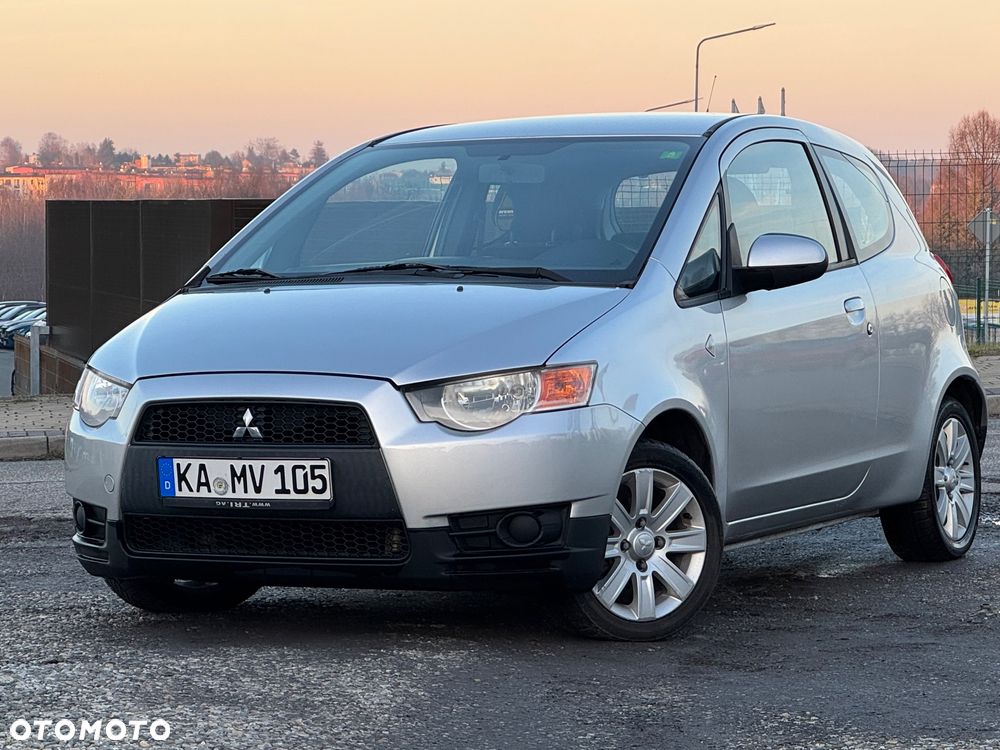 Mitsubishi Colt - 4