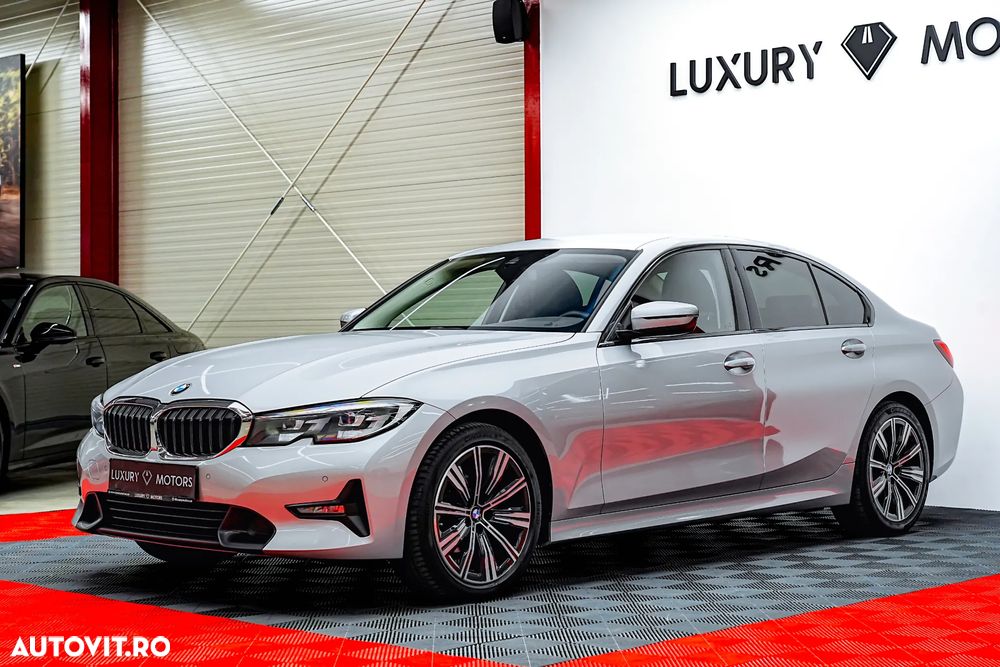 BMW Seria 3 318i Aut. Luxury Line - 1