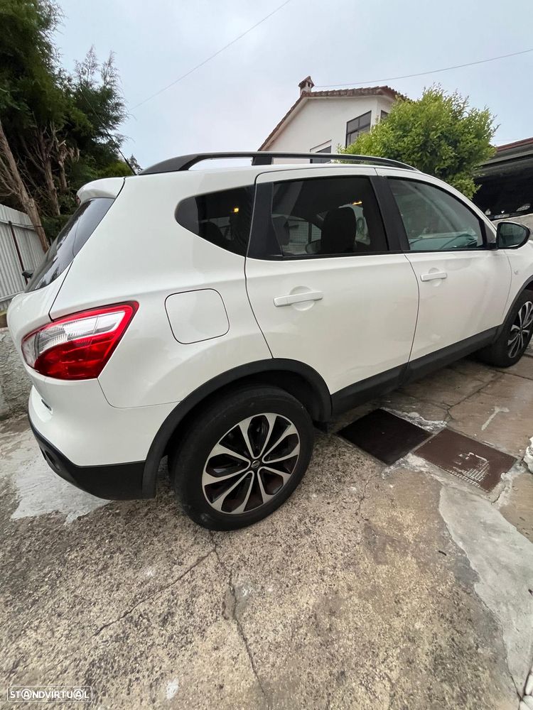 Nissan Qashqai 1.6 dCi Tekna Premium 360 - 1