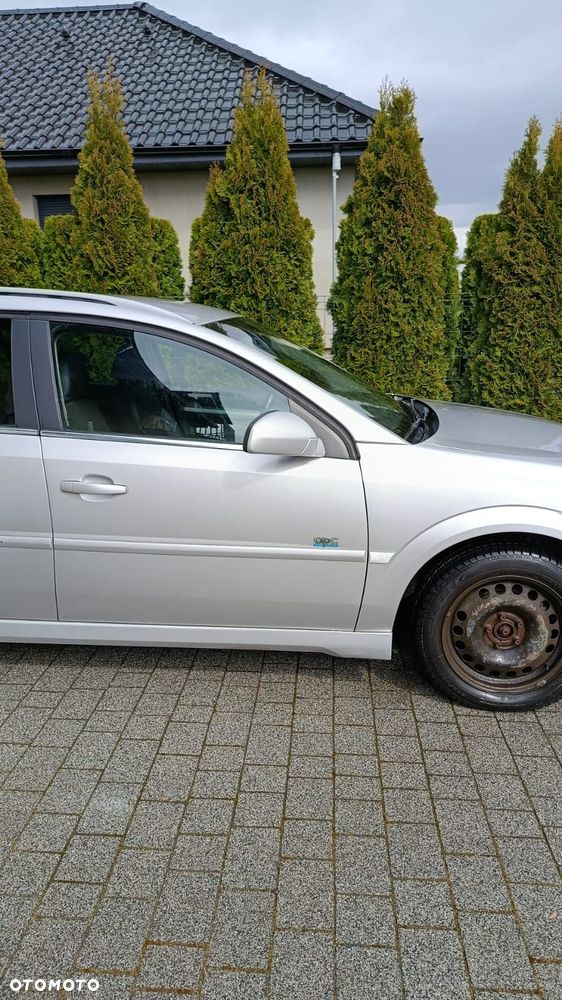 Opel Vectra 1.9 CDTI Sport / GTS - 3