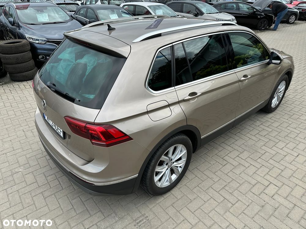 Volkswagen Tiguan - 36