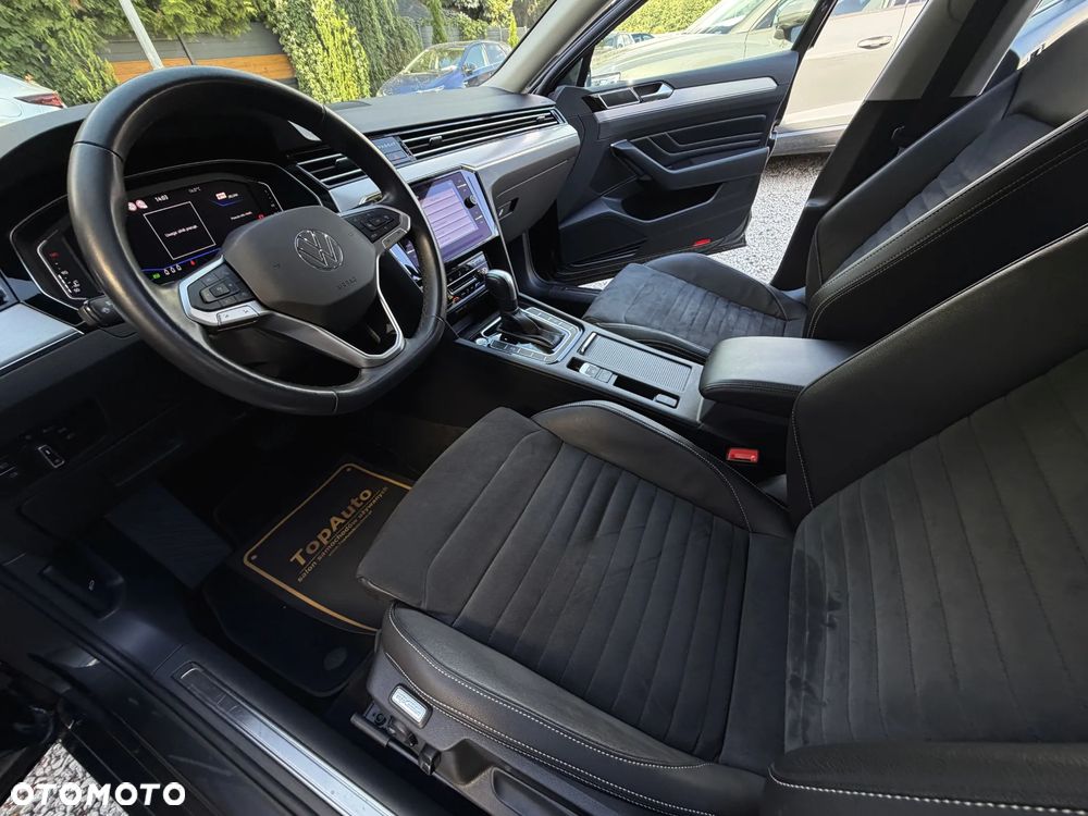 Volkswagen Passat - 18