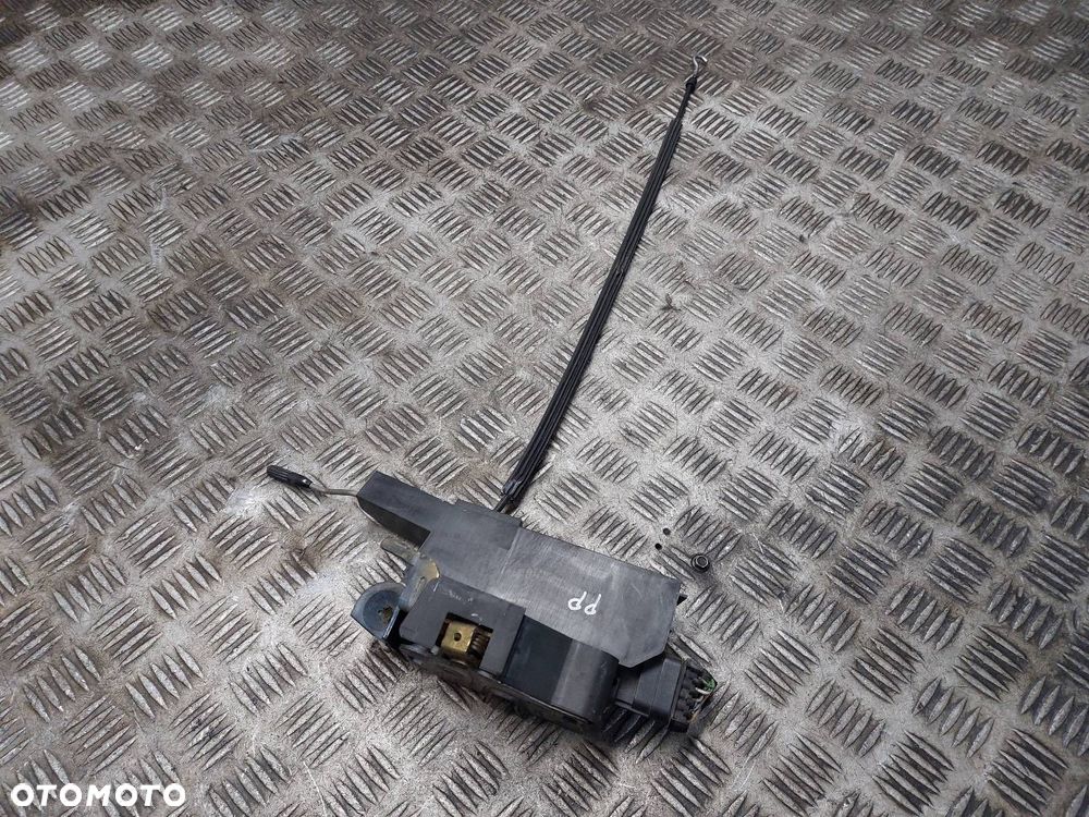 ZAMEK DRZWI PRAWY PRZÓD MERCEDES-BENZ W163 ML A1637201235 - 1