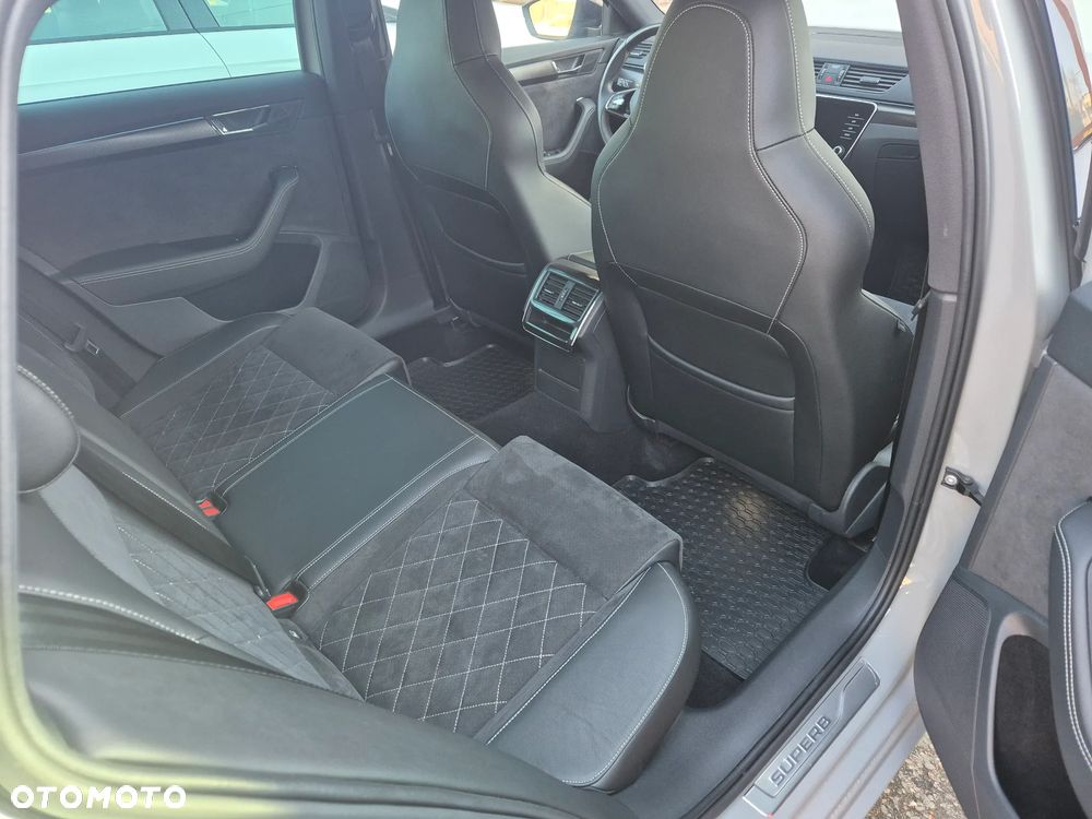 Skoda Superb 1.5 TSI Sportline - 25