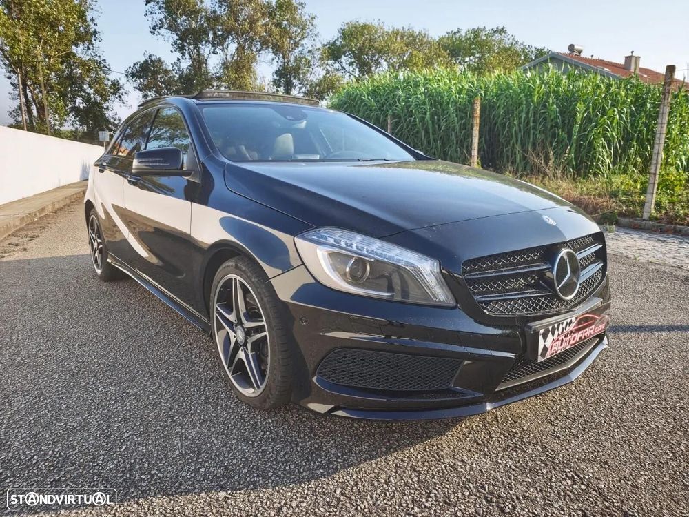 Mercedes-Benz A 220 d 7G-DCT AMG Line - 32