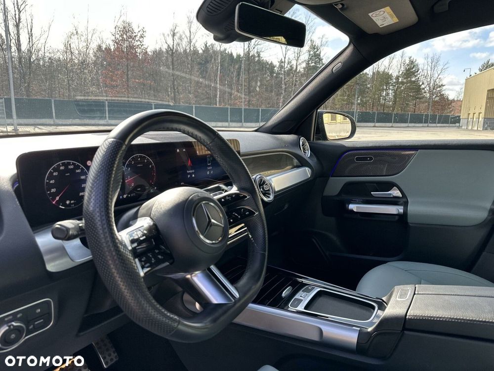 Mercedes-Benz GLB 200 AMG Line 7G-DCT - 14
