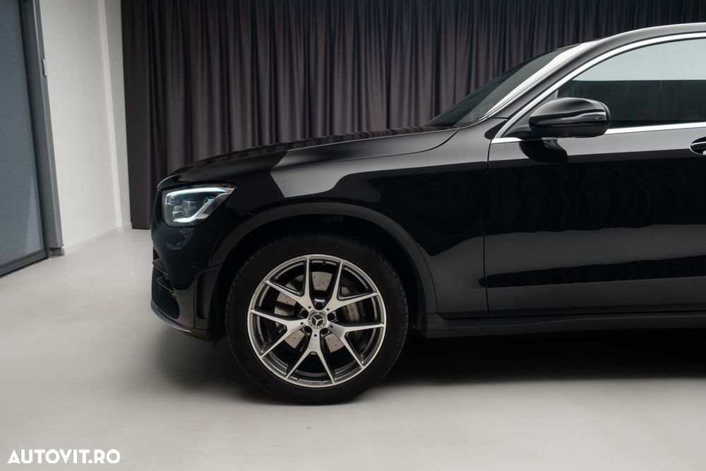 Mercedes-Benz GLC Coupe 300 4MATIC MHEV - 7