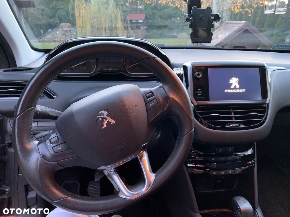 Peugeot 208 1.2 PureTech Active - 17