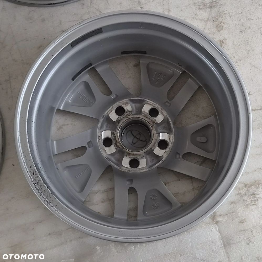 FELGI TOYOTA AURIS II 6X15 ET39 5X114,3 60,1 - 9