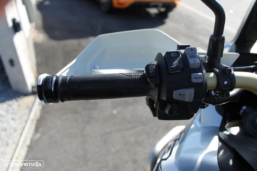 Honda Africa Twin Aventure - 24