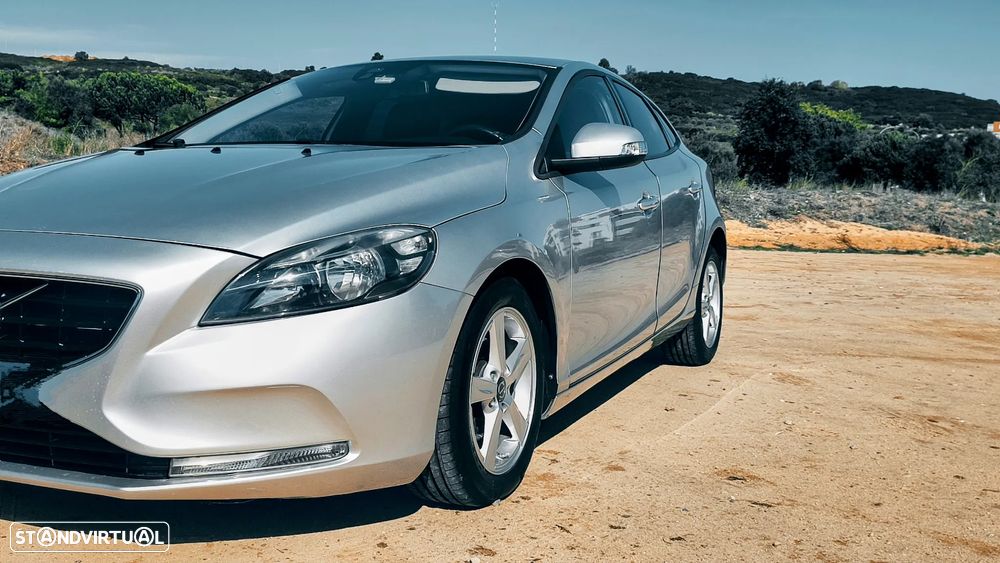 Volvo V40 D2 Kinetic - 3