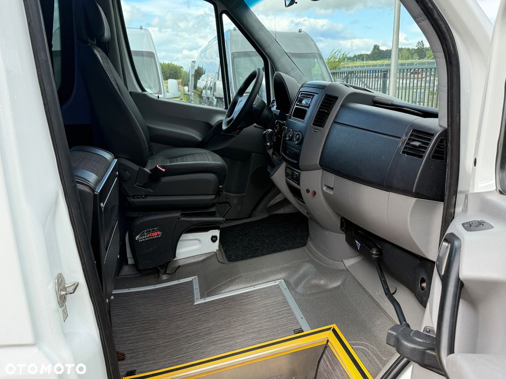 Mercedes-Benz Sprinter 516 24 miejsca - 10