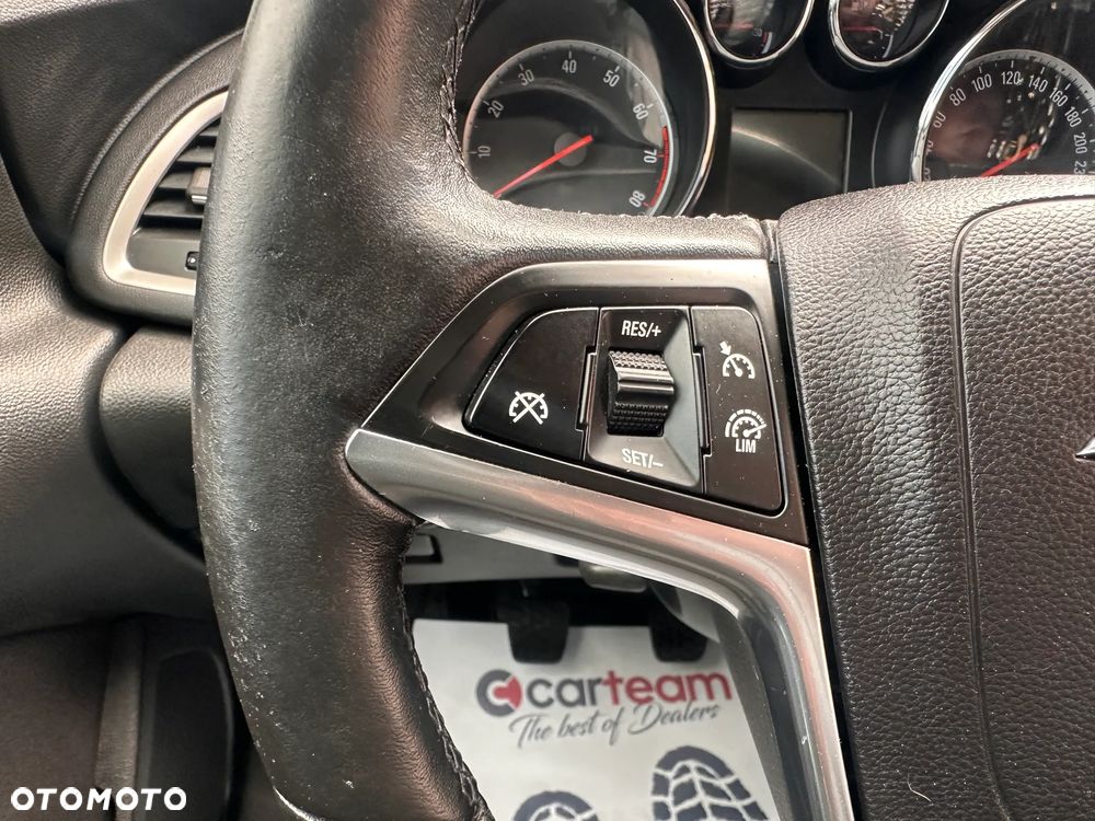 Opel Astra 1.4 Turbo Style - 30