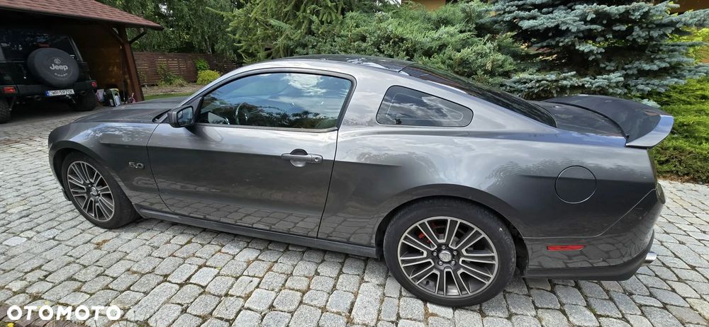 Ford Mustang 5.0 V8 GT Premium - 4