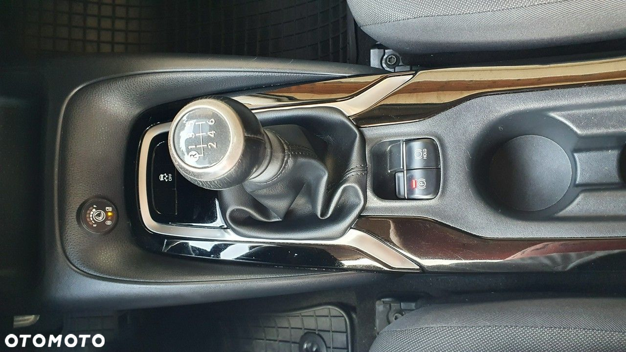 Toyota Corolla 1.6 Comfort - 33