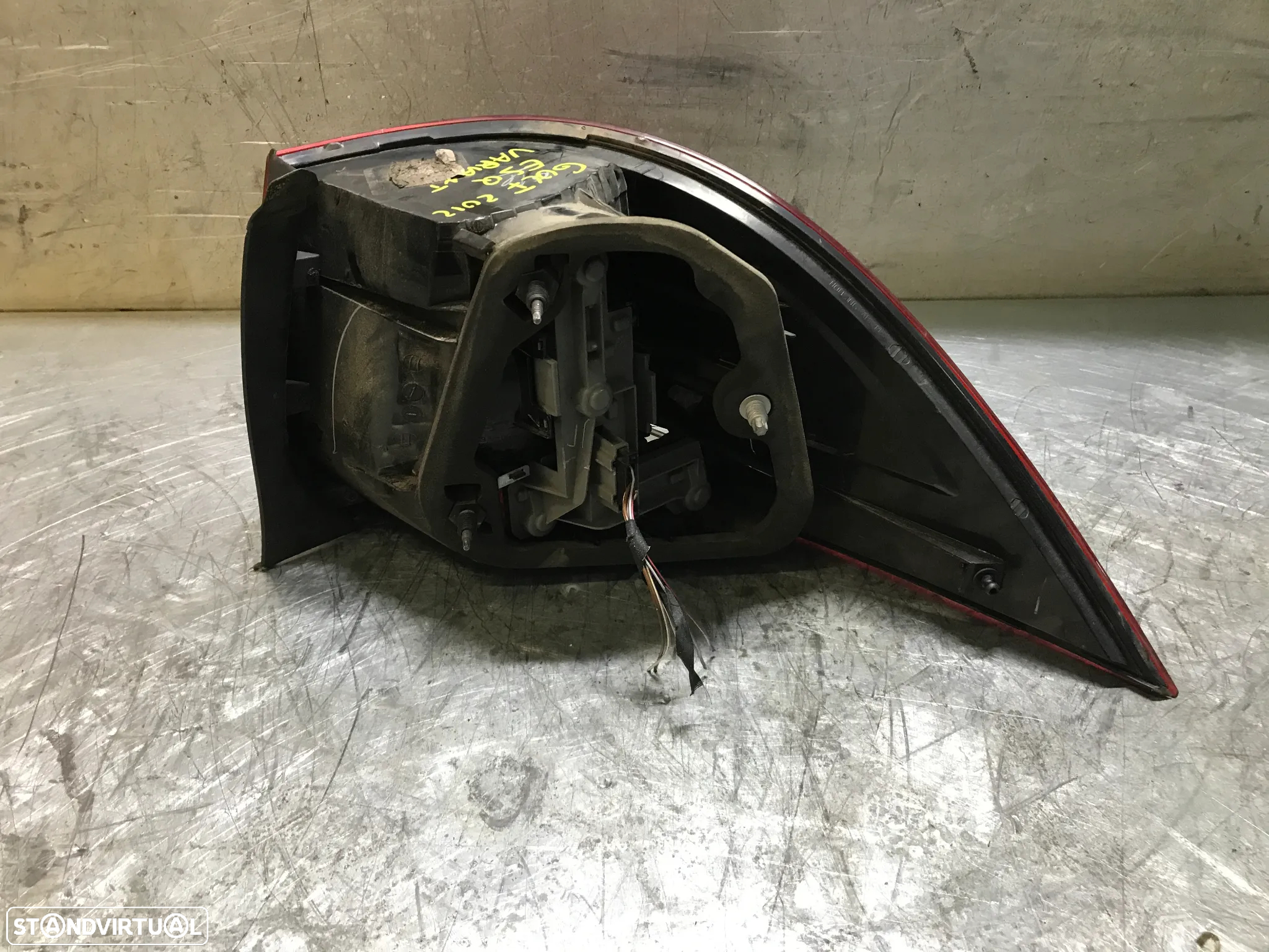 FAROLIM STOP VOLKSWAGEN GOLF VI VARIANT SW - ESQUERDO / DIREITO - 5