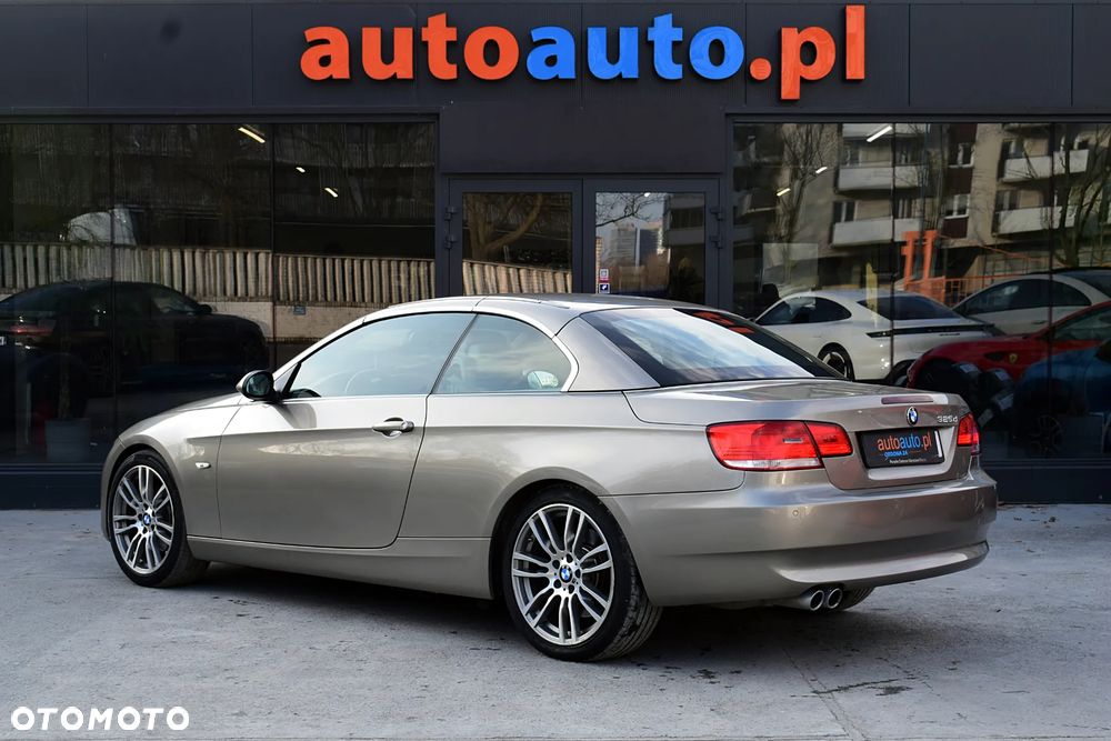 BMW Seria 3 325d - 24