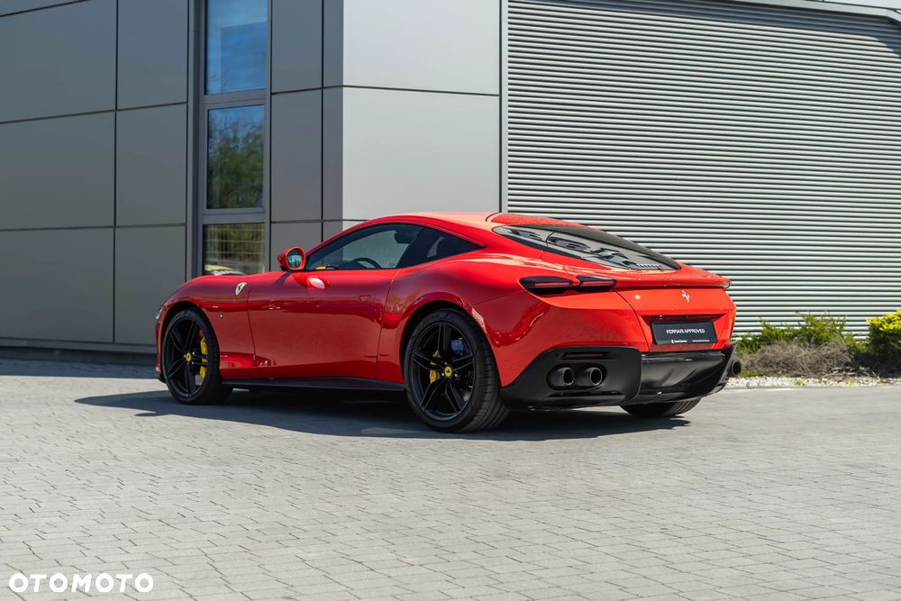 Ferrari Roma - 5