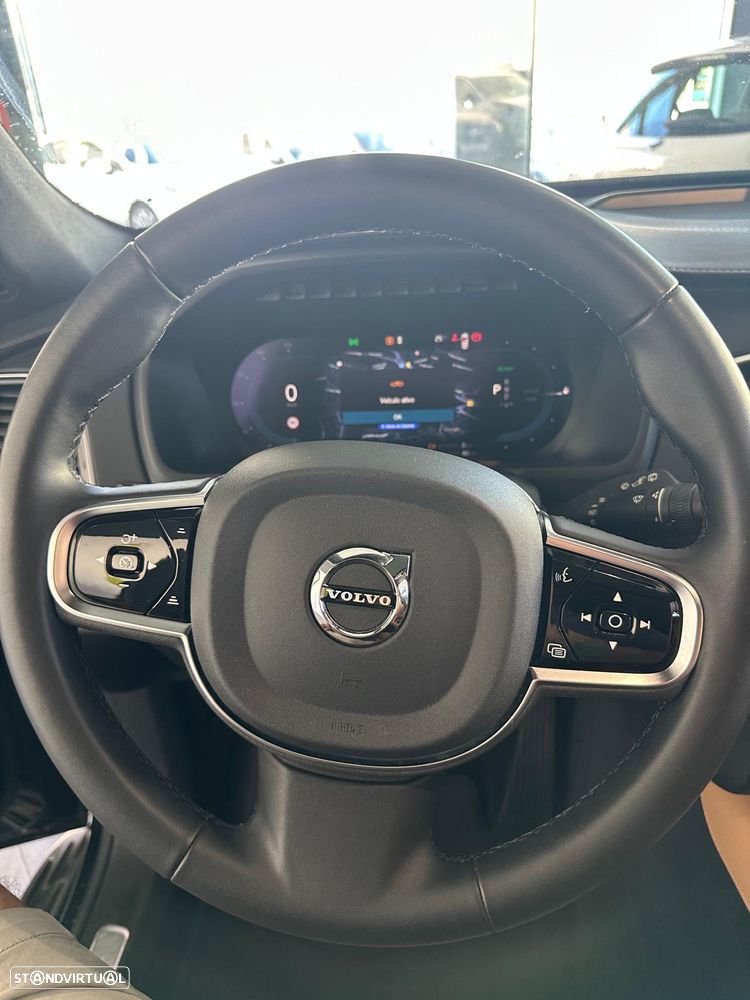 Volvo XC 90 T8 AWD Recharge Geartronic Inscription Edition - 14