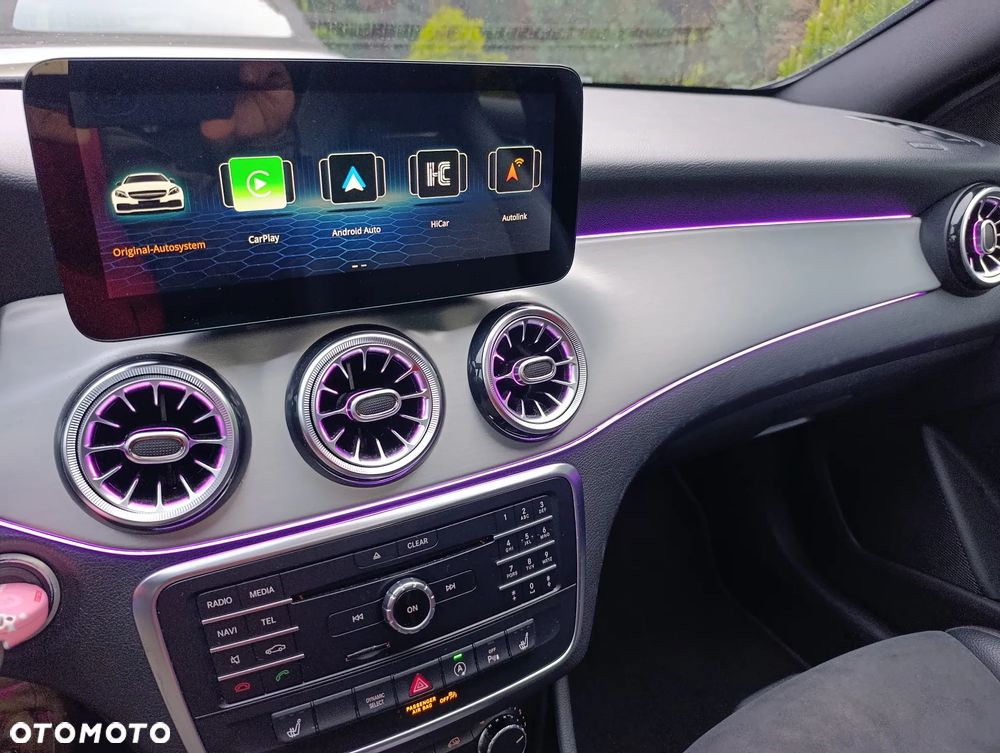 Mercedes-Benz GLA 250 AMG Line - 38