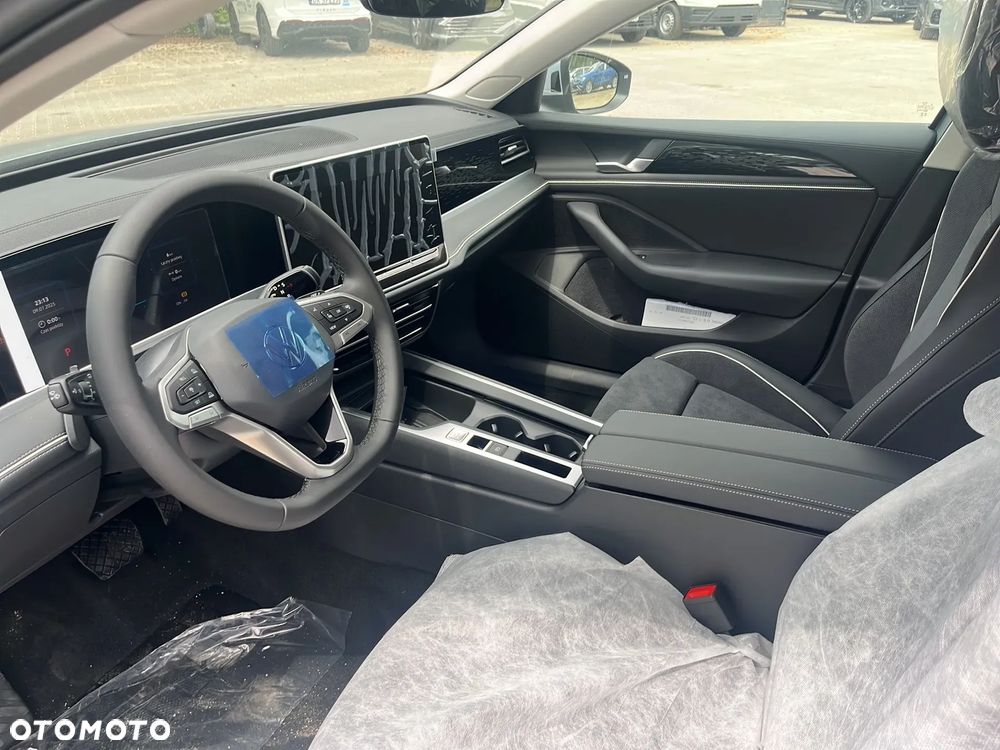Volkswagen Passat 1.5 TSI eHybrid PHEV Business Plus DSG - 9