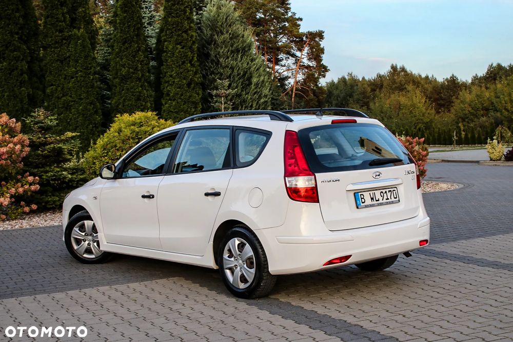 Hyundai i30 i30cw 1.4 Edition 20 - 9