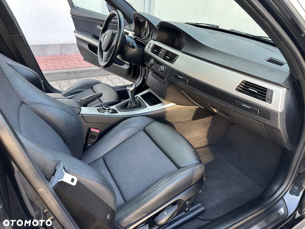 BMW Seria 3 320d xDrive - 8