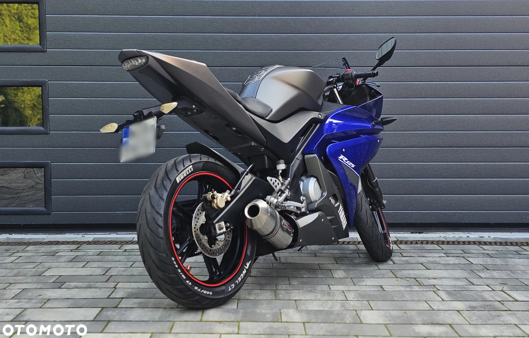 Yamaha YZF - 4