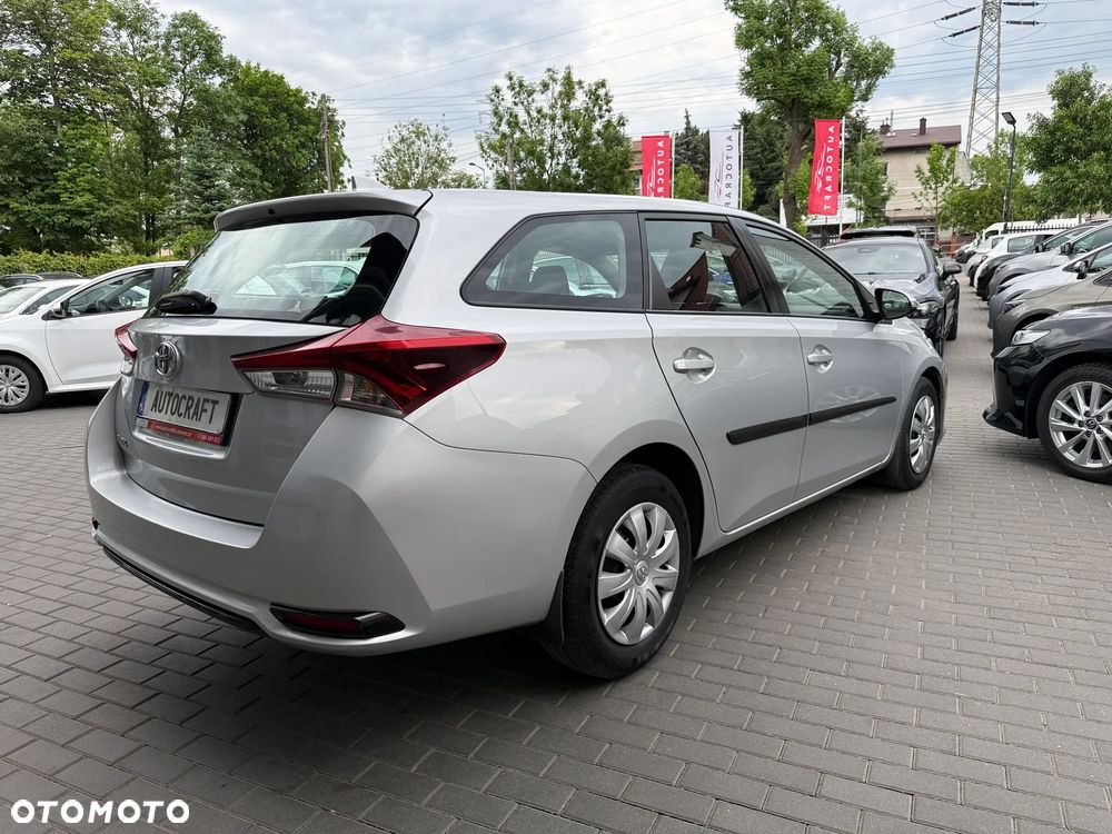 Toyota Auris 1.33 VVT-i Active - 26