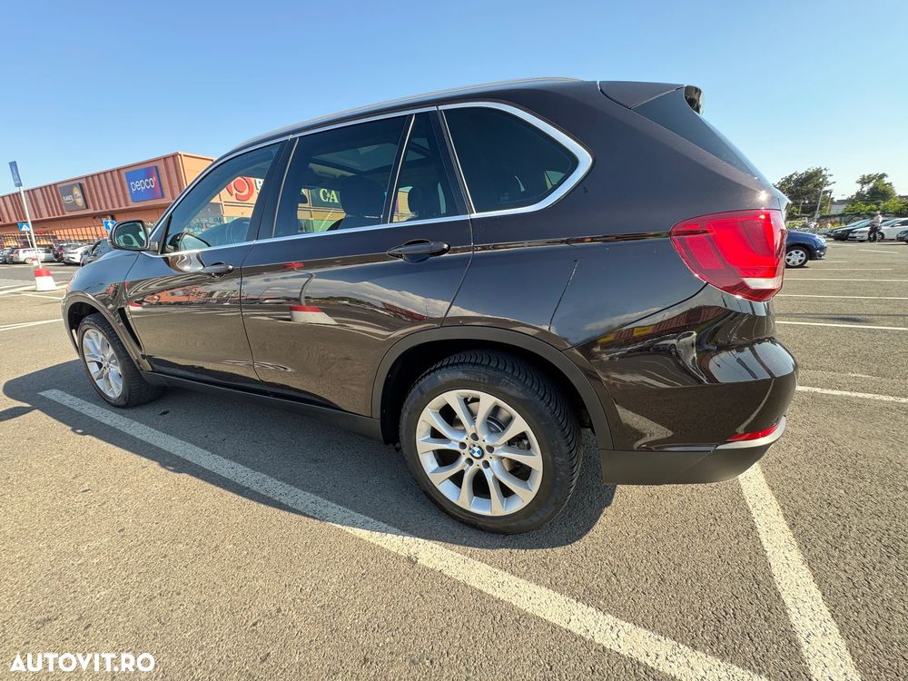 BMW X5 xDrive30d Sport-Aut. - 7