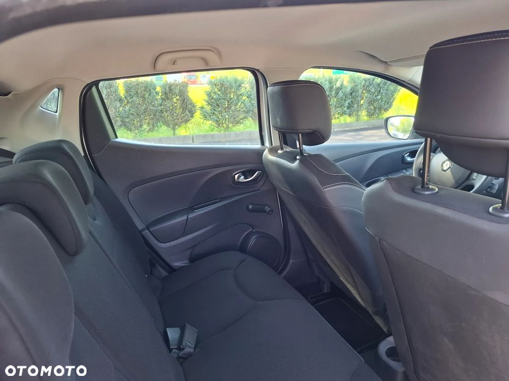 Renault Clio - 19