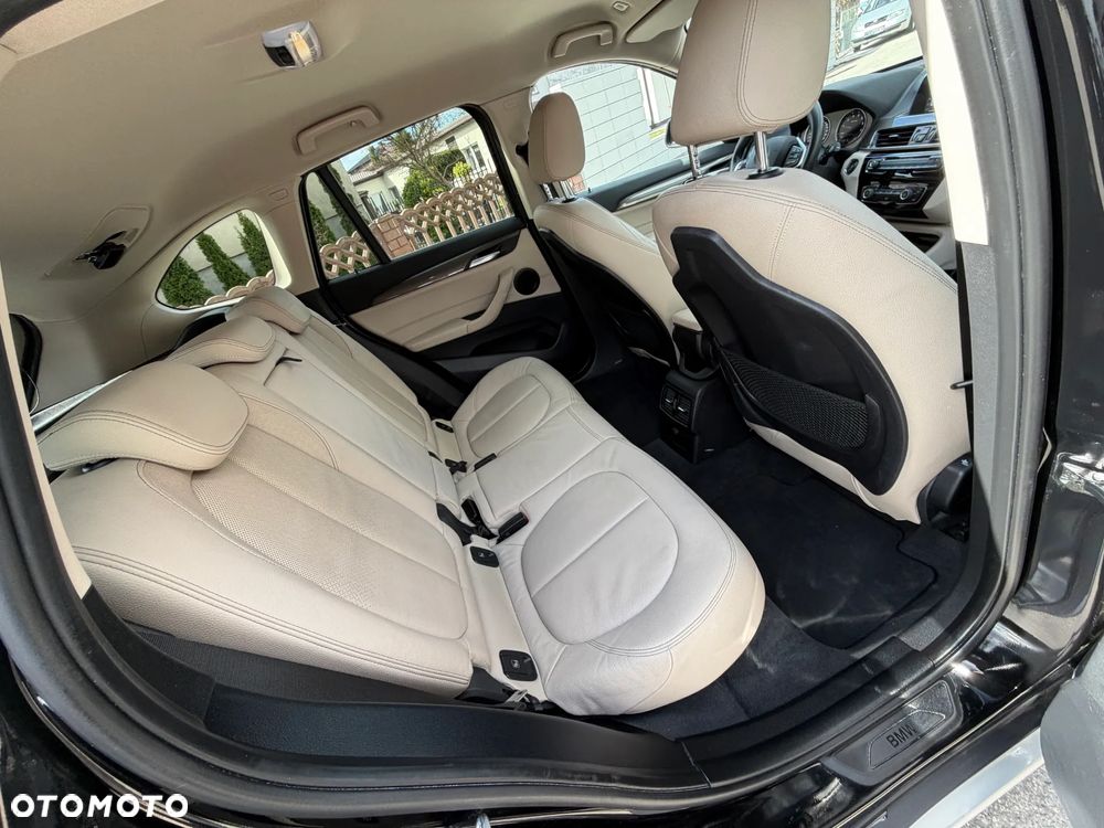 BMW X1 sDrive18i GPF xLine - 31